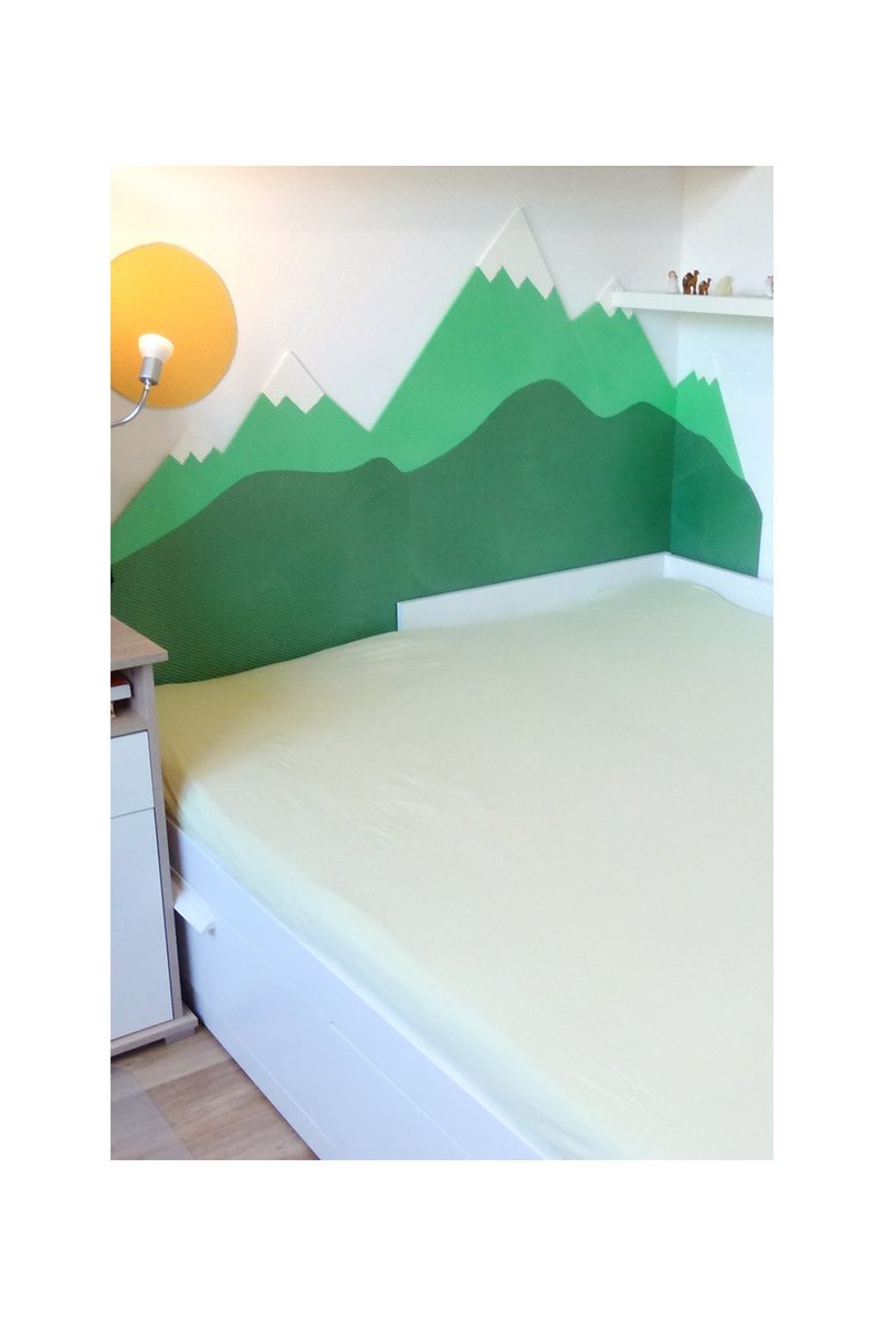 Schaumstoffschutz für die Wand hinter dem Bett Mountains - grün 